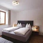 Apartmenthaus Kristall Apartamento Wagrain