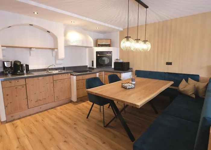 Apartmenthaus Kristall アパート ヴァークライン